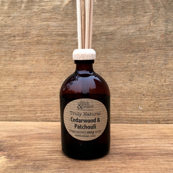 cedarwood and patchouli natural essentail oil reed diffuser